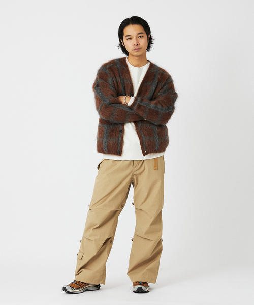 JOURNAL STANDARD relume（ジャーナルスタンダード　レリューム）の「CALIFORNIA モヘアミックス カーディガン（ニット/セーター・メンズ・パープル/ブラウン/ブラック・MEDIUM/LARGE）」の6枚目の写真