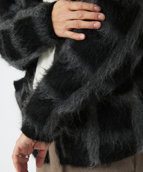 JOURNAL STANDARD relume（ジャーナルスタンダード　レリューム）の「CALIFORNIA モヘアミックス カーディガン（ニット/セーター・メンズ・パープル/ブラウン/ブラック・MEDIUM/LARGE）」の20枚目の写真