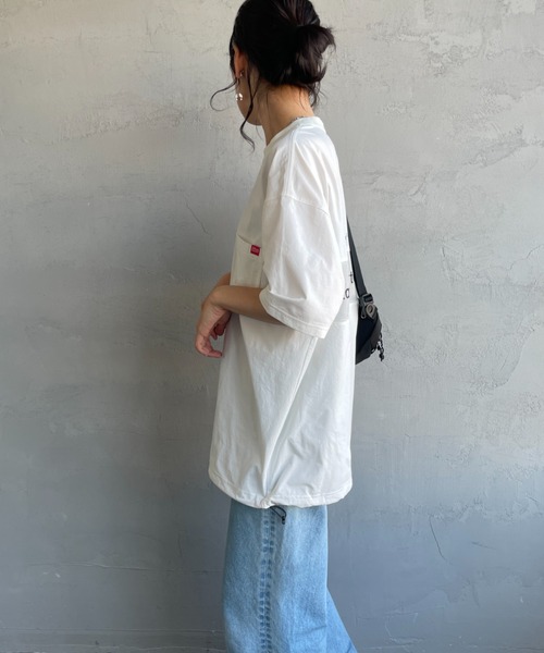 Manhattan Portage（マンハッタンポーテージ）の「[MANHATTAN PORTAGE/マンハッタンポーテージ] 別注 メッシュ切替 バックプリントTシャツ（Tシャツ/カットソー・レディース・グレイッシュベージュ/ブラック/ホワイト・M/XL/L）」の17枚目の写真