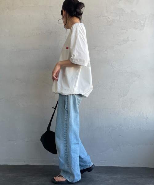 Manhattan Portage（マンハッタンポーテージ）の「[MANHATTAN PORTAGE/マンハッタンポーテージ] 別注 メッシュ切替 バックプリントTシャツ（Tシャツ/カットソー・レディース・グレイッシュベージュ/ブラック/ホワイト・M/XL/L）」の11枚目の写真