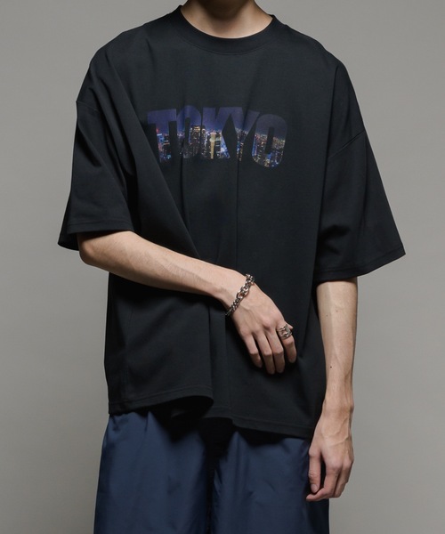 CASPER JOHN(キャスパージョン)の「【COOL TOUCH FABRIC】Outlaw graphic T-shirts/アウトローグラフィックTシャツ(Tシャツ/カットソー・メンズ・ホワイト/ホワイト系その他/ホワイト系その他3/ブラック系その他4/ホワイト系その他5/ブラック/ブラック系その他2/ホワイト系その他2/ホワイト系その他4/ブラック系その他/ブラック系その他3/ブラック系その他5・X-SMALL/SMALL/MEDIUM/LARGE)」の11枚目の写真