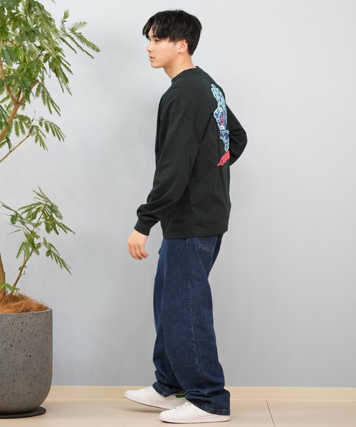 SANTA CRUZ（サンタクルーズ）の「【ムラサキスポーツ限定】SANTACRUZ/サンタクルーズ ロンT バックプリント/発砲プリント ユニセックス 502243405（Tシャツ/カットソー・メンズ・シルバーグレー/ブラック/ホワイト・XL/L/M）」の16枚目の写真