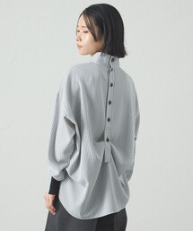 【25年春夏モデル】ストライプバックボタンブラウス