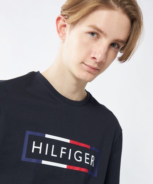TOMMY HILFIGER(トミーヒルフィガー)の「【オンライン限定】M PERRY TEE(Tシャツ/カットソー・メンズ・ブラック/ホワイト/ネイビー・LARGE/MEDIUM/X-SMALL/SMALL/X-LARGE)」の6枚目の写真