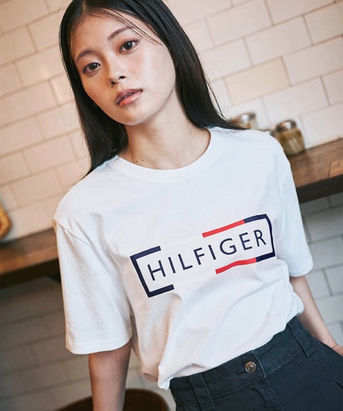 TOMMY HILFIGER(トミーヒルフィガー)の「【オンライン限定】M PERRY TEE(Tシャツ/カットソー・メンズ・ブラック/ホワイト/ネイビー・LARGE/MEDIUM/X-SMALL/SMALL/X-LARGE)」の2枚目の写真