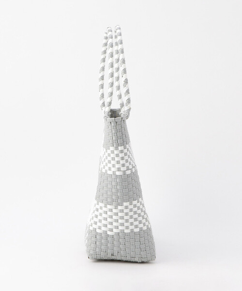 MONO　COMME CA（モノコムサ）の「ギンガムチェック かごバッグ（かごバッグ・レディース・ブラック/グレー・FREE）」の11枚目の写真