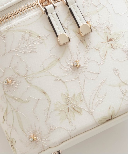 ロラライハリス♡ブラウンサテンキルト♡刺繍のちょこっとお出かけミニバッグ♡ ロラライハリス♡ブラウンサテンキルト♡刺繍のちょこっと