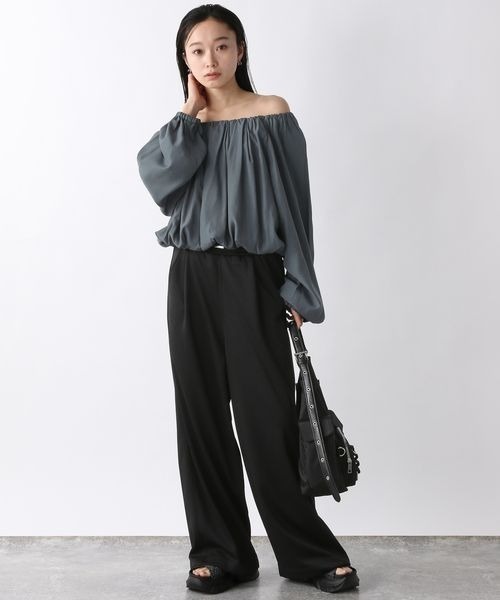 JEANASIS（ジーナシス）の「2WAYバルーンブラウス/328075（シャツ/ブラウス・レディース・オフホワイト/チャコールグレー/ブラック/レッド・FREE）」の9枚目の写真