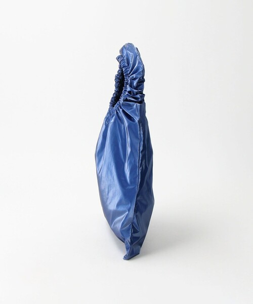 BEAUTY&YOUTH UNITED ARROWS(ビューティーアンドユースユナイテッドアローズ)の「メタリック ギャザー クリテハンドル バッグ(トートバッグ・レディース・ロイヤルブルー/シルバー・FREE)」の8枚目の写真