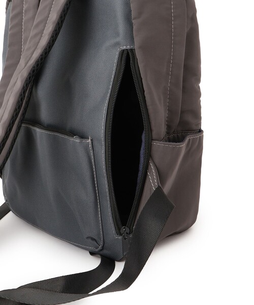 Jayro(ジャイロ)の「10ポケ撥水デイパック(バックパック/リュック・レディース・ベージュ/ブラック/グレー・FREE)」の18枚目の写真