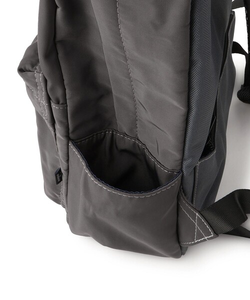 Jayro(ジャイロ)の「10ポケ撥水デイパック(バックパック/リュック・レディース・ベージュ/ブラック/グレー・FREE)」の19枚目の写真
