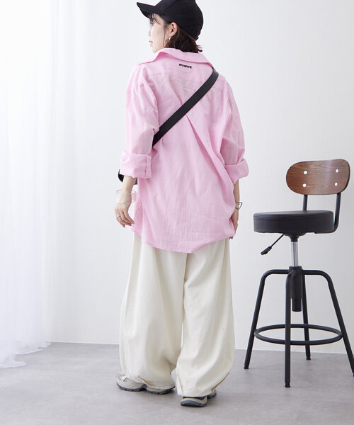 NUNIFE(ユニフィー)の「【NUNIFE】後ろロゴ刺繍チェックシャツ【ユニセックス】(シャツ/ブラウス・レディース・オフホワイト/オレンジ/ブルー/ブルー系その他/イエロー/ピンク・FREE)」の14枚目の写真