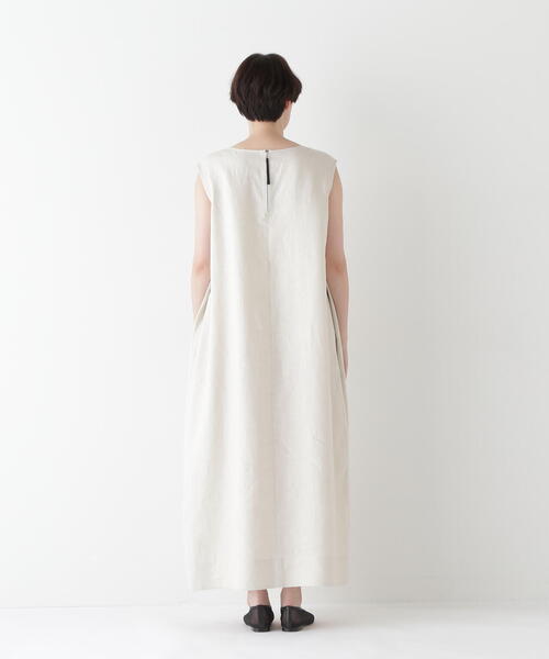 human woman（ヒューマンウーマン）の「◆【WEB・一部店舗限定】リネンボートネックロングワンピース（ワンピース・レディース・ホワイト系その他/ピンク・MEDIUM）」の12枚目の写真