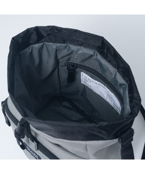 BEAMS DESIGN(ビームス デザイン)の「BEAMSDESIGN(ビームスデザイン)Every One ショルダーバッグ(ショルダーバッグ・メンズ・ブラック/グレー/ベージュ/パープル/ブラウン・FREE)」の9枚目の写真