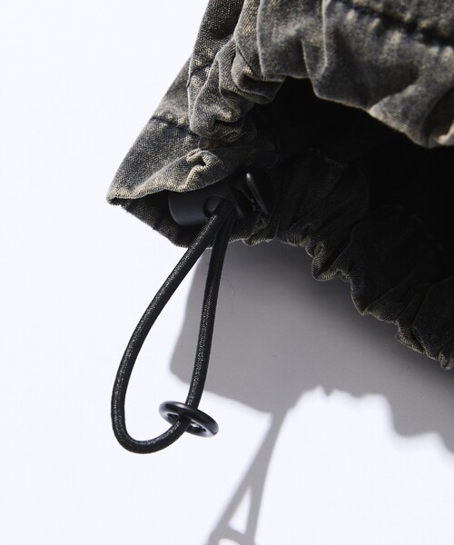 NAUTICA(ノーティカ)の「NAUTICA/ノーティカ フェード加工 ナイロン イージークロップドパンツ(その他パンツ・メンズ・ブラック/ネイビー・MEDIUM/LARGE/X-LARGE)」の10枚目の写真