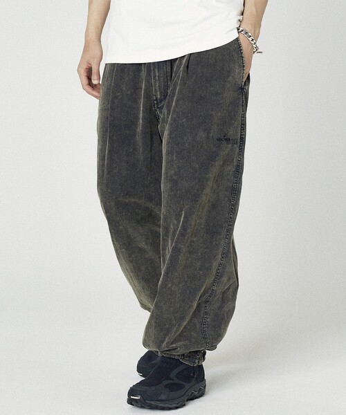 NAUTICA(ノーティカ)の「NAUTICA/ノーティカ フェード加工 ナイロン イージークロップドパンツ(その他パンツ・メンズ・ブラック/ネイビー・MEDIUM/LARGE/X-LARGE)」の20枚目の写真