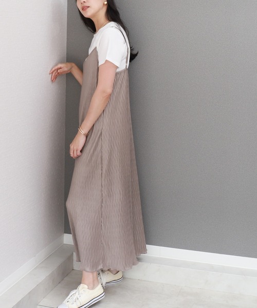 libelle more(リベル モア)の「【2点セット】変形プリーツキャミワンピース&Tシャツ(ワンピース・レディース・モカ/グレイッシュベージュ・M/L)」の17枚目の写真