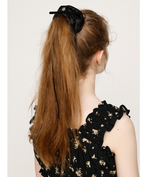 SLY（スライ）の「GATHER RIBBON SCRUNCHIE ギャザー リボン スクランチー（シュシュ・レディース・オフホワイト/ブラック・FREE）」の13枚目の写真