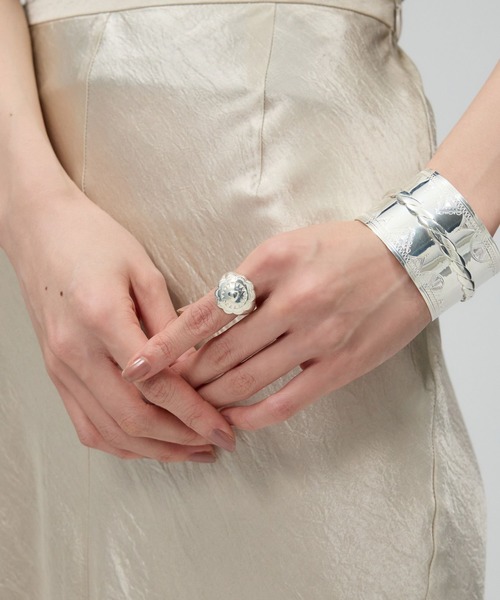 BABYLONE(バビロン)の「【ADRAR】FLOWER RING(リング・レディース・シルバー・フリー)」の1枚目の写真