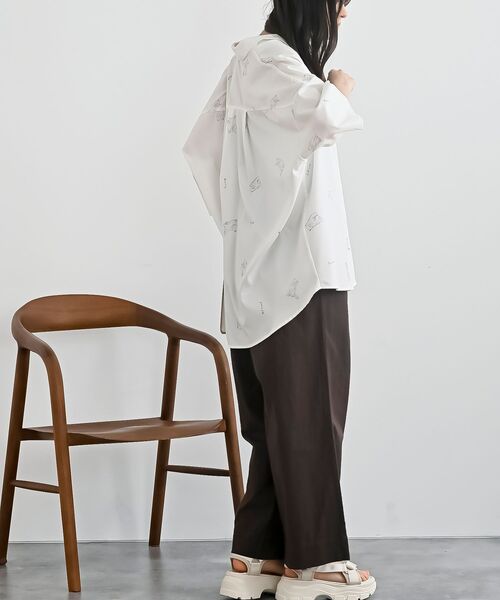 rps(アールピーエス)の「キャットプリント開襟ブラウス(シャツ/ブラウス・レディース・オフホワイト/グレー・フリー)」の14枚目の写真