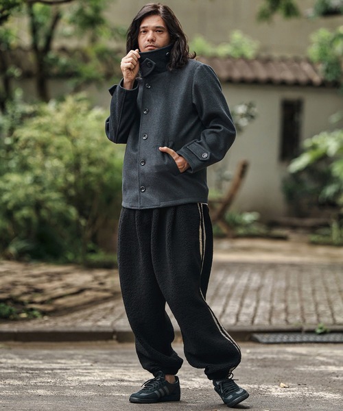 CAMBIO(カンビオ)の「mp13807- Sheep Like Boa Synthetic Leather Line Jogger Pants ジョガーパンツ(その他パンツ・メンズ・オリーブ×ブラック/ブラック×ホワイト/ブラック×ブラック・S/M/L)」の8枚目の写真