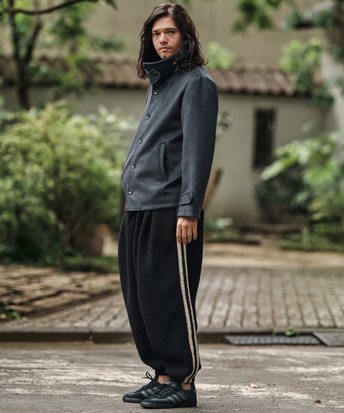 CAMBIO(カンビオ)の「mp13807- Sheep Like Boa Synthetic Leather Line Jogger Pants ジョガーパンツ(その他パンツ・メンズ・オリーブ×ブラック/ブラック×ホワイト/ブラック×ブラック・S/M/L)」の9枚目の写真