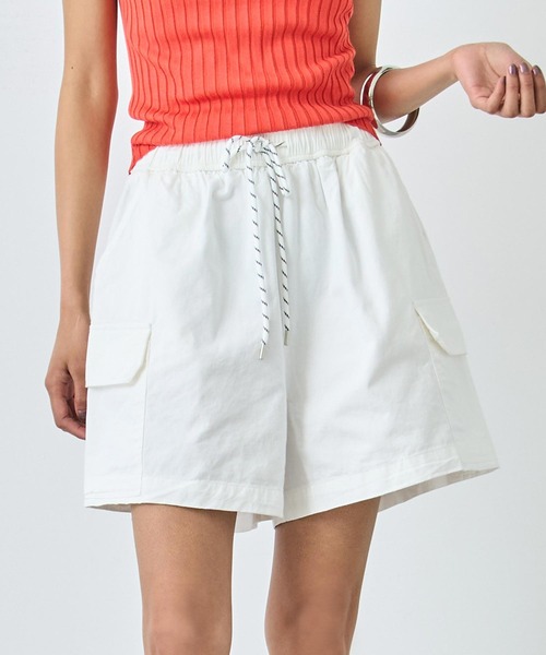 ANAP(アナップ)の「コットン カーゴ ショートパンツ(カーゴパンツ・レディース・ホワイト/ネイビー・FREE)」の1枚目の写真