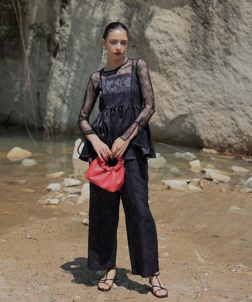 Callarus（カラルス）の「【オケージョン対応】箔プリントジャカードデザインビスチェパンツセットアップドレス（ビスチェ＋パンツ）〔Callarus〕（パンツドレス・レディース・ブラック系/パープル系・3L/LL/L/M/S）」の10枚目の写真