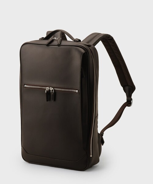 tk.TAKEO KIKUCHI(ティーケータケオキクチ)の「Refined Leather バックパック(バックパック/リュック・メンズ・ブラック/ダークブラウン/ブラック系・00)」の7枚目の写真