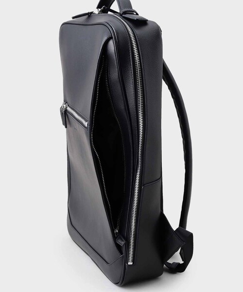 tk.TAKEO KIKUCHI(ティーケータケオキクチ)の「Refined Leather バックパック(バックパック/リュック・メンズ・ブラック/ダークブラウン/ブラック系・00)」の19枚目の写真
