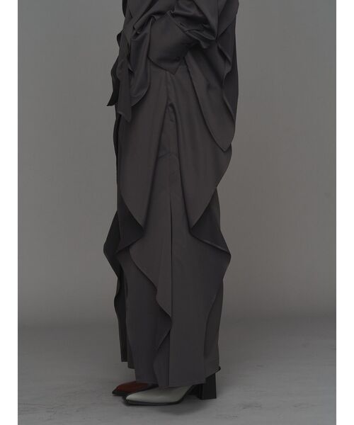 UN3D.（アンスリード）の「WAVE RAFFLE PT【セットアップ着用可能】 / ウェーブラッフルパンツ（その他パンツ・レディース・グレー/キャメル/ブラック・38/36）」の10枚目の写真