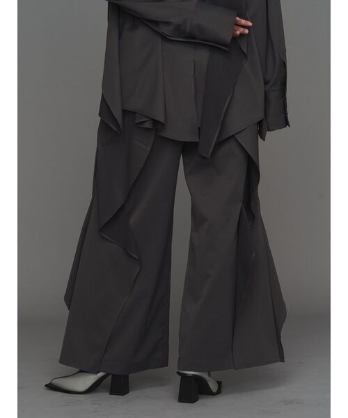 UN3D.（アンスリード）の「WAVE RAFFLE PT【セットアップ着用可能】 / ウェーブラッフルパンツ（その他パンツ・レディース・グレー/キャメル/ブラック・38/36）」の11枚目の写真