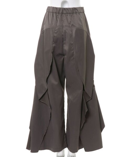 UN3D.（アンスリード）の「WAVE RAFFLE PT【セットアップ着用可能】 / ウェーブラッフルパンツ（その他パンツ・レディース・グレー/キャメル/ブラック・38/36）」の17枚目の写真