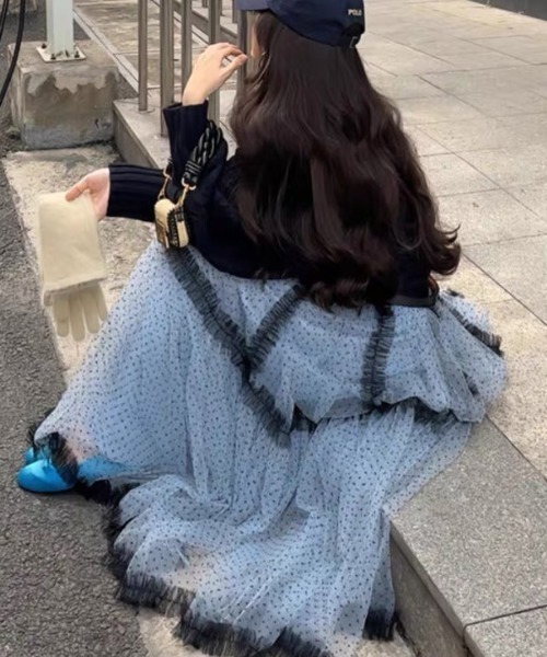 gossip！ロサンゼルス（ゴシップロサンゼルス）の「ドット柄フリルチュールボリュームロングレイヤードティアードスカート【韓国ファッションフェミニン】（スカート・レディース・オフホワイト/ブルー/ブラック・M）」の21枚目の写真