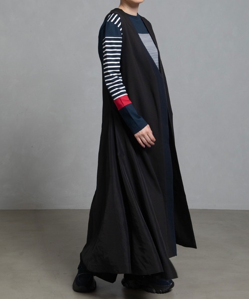 MARECHAL TERRE(マルシャルテル)の「2Way ベストワンピース(ワンピース・レディース・グレー系その他/ブラック系その他/ブラック/チャコールグレー・MEDIUM)」の2枚目の写真