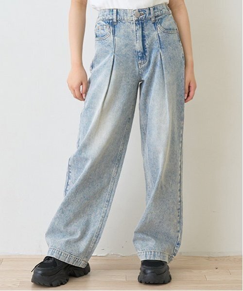 LOVETOXIC(ラブトキシック)の「【LTXC】タックワイドデニムパンツ(デニムパンツ・キッズ・サックスブルー/ブルー/ライトグレー/ネイビー・130cm/M:150cm/L:160cm/S:140cm)」の3枚目の写真