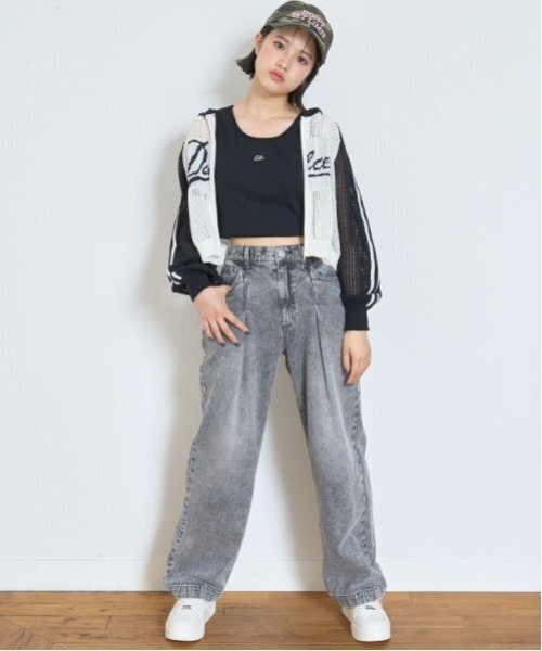 LOVETOXIC(ラブトキシック)の「【LTXC】タックワイドデニムパンツ(デニムパンツ・キッズ・サックスブルー/ブルー/ライトグレー/ネイビー・130cm/M:150cm/L:160cm/S:140cm)」の20枚目の写真