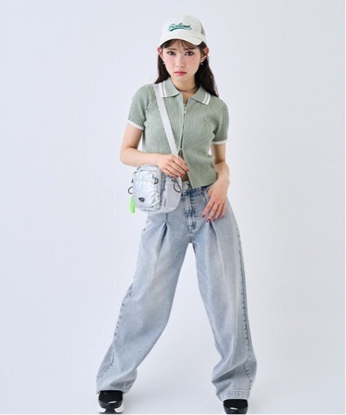LOVETOXIC(ラブトキシック)の「【LTXC】タックワイドデニムパンツ(デニムパンツ・キッズ・サックスブルー/ブルー/ライトグレー/ネイビー・130cm/M:150cm/L:160cm/S:140cm)」の22枚目の写真