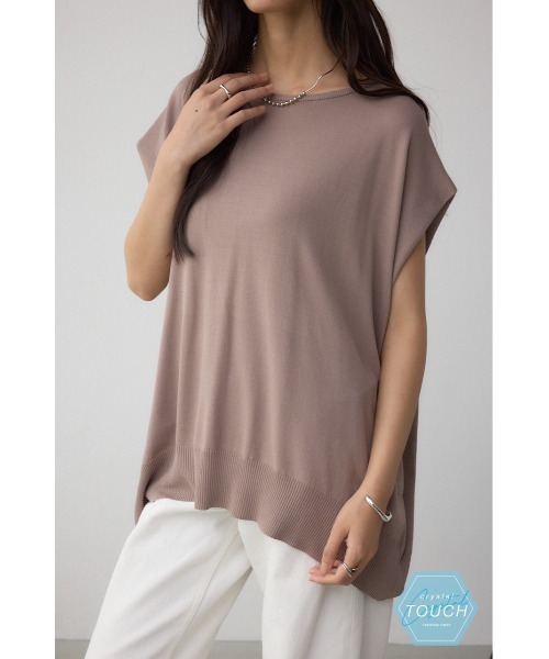 AZUL by moussy(アズールバイマウジー)の「C/T冷感 バックスリットワイドニット(ニット/セーター・レディース・ダークベージュ/ブラック/ダークグリーン・FREE)」の2枚目の写真