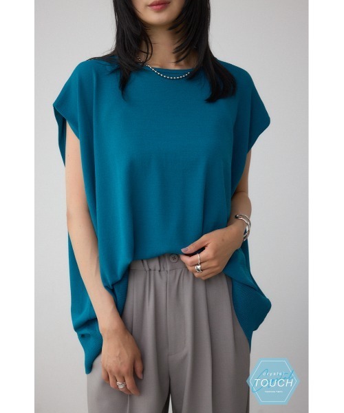 AZUL by moussy(アズールバイマウジー)の「C/T冷感 バックスリットワイドニット(ニット/セーター・レディース・ダークベージュ/ブラック/ダークグリーン・FREE)」の3枚目の写真
