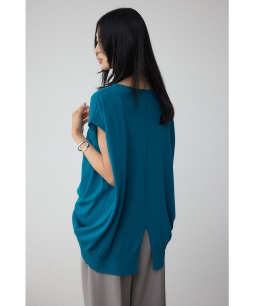 AZUL by moussy(アズールバイマウジー)の「C/T冷感 バックスリットワイドニット(ニット/セーター・レディース・ダークベージュ/ブラック/ダークグリーン・FREE)」の4枚目の写真