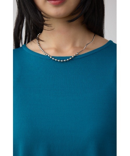 AZUL by moussy(アズールバイマウジー)の「C/T冷感 バックスリットワイドニット(ニット/セーター・レディース・ダークベージュ/ブラック/ダークグリーン・FREE)」の9枚目の写真