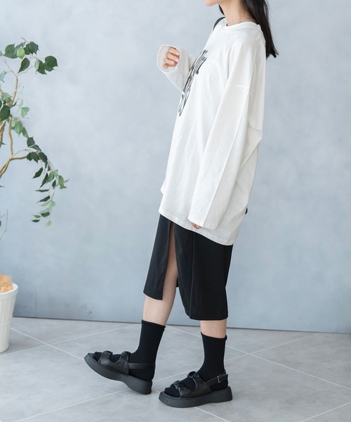 NinaetLina(ニナエリナ)の「前プリント ビックシルエット ロング Tシャツ(Tシャツ/カットソー・レディース・ブラック/チャコール/ホワイト・FREE)」の8枚目の写真
