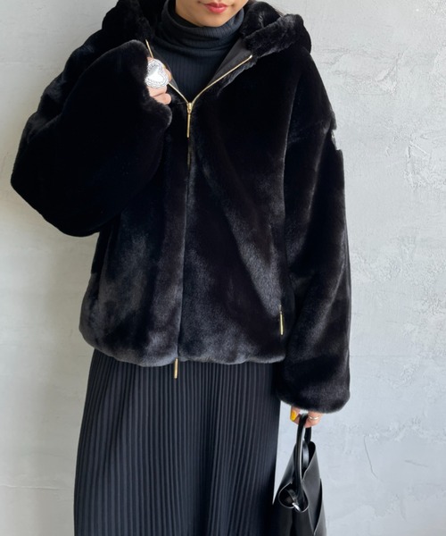 WEB限定】[TATRAS/タトラス] YUMOLA フーデッドファーブルゾン