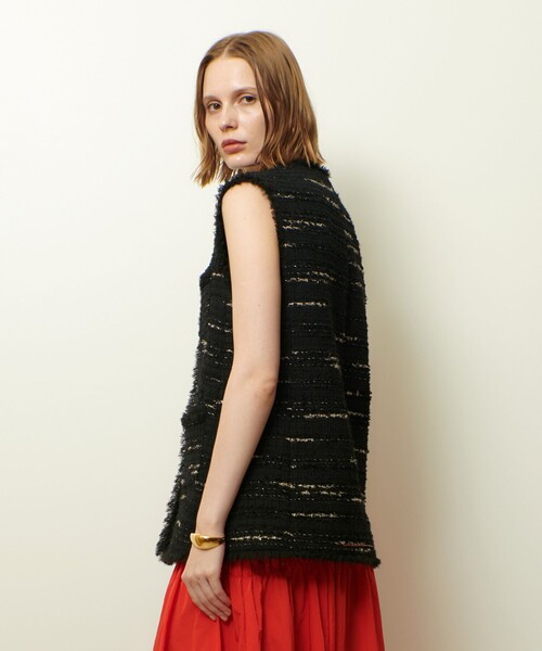 allureville（アルアバイル）の「ジオリカツィードフリンジジレ（ベスト・レディース・ブラック/アイボリー・2）」の5枚目の写真