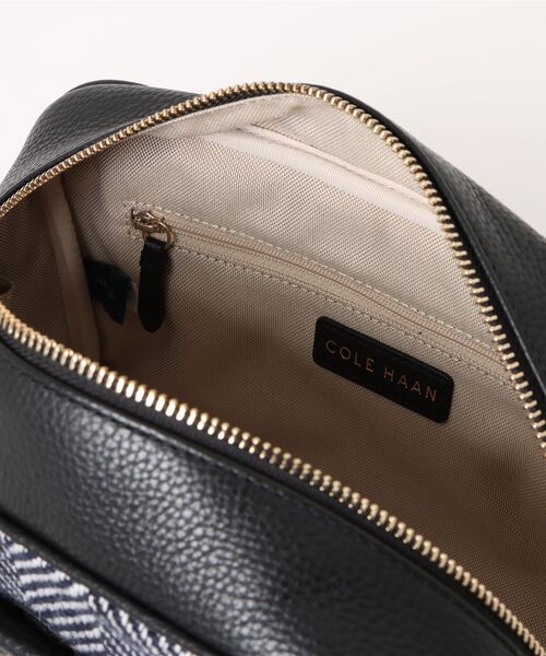 COLE HAAN（コールハーン）の「ビバリースモールサッチェル womens（ハンドバッグ・レディース・ブラック・OSFA）」の7枚目の写真