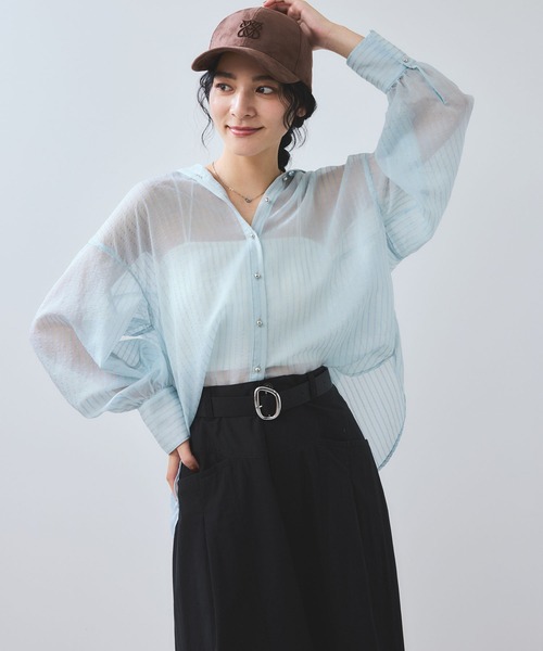 VIS（ビス）の「シアーストライプオーバーサイズシャツ/イージーケア（シャツ/ブラウス・レディース・ブラウン系その他/サックスブルー/ホワイト系その他・FREE）」の16枚目の写真