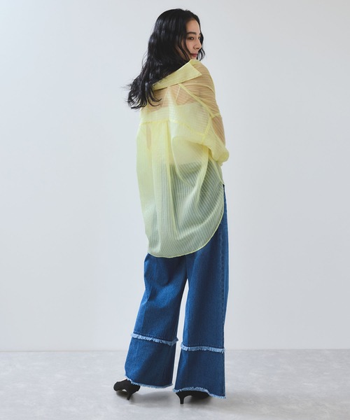 VIS（ビス）の「シアーストライプオーバーサイズシャツ/イージーケア（シャツ/ブラウス・レディース・ブラウン系その他/サックスブルー/ホワイト系その他・FREE）」の19枚目の写真