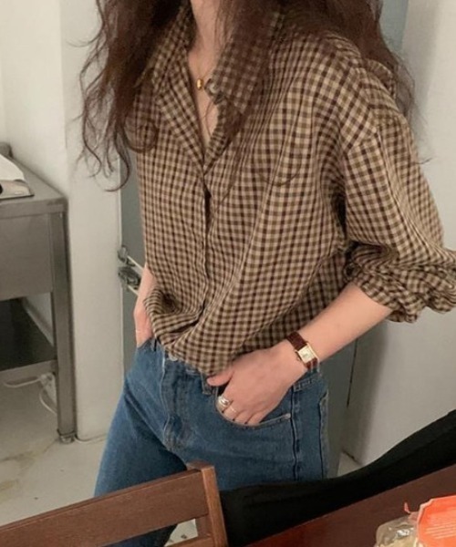 cammie(キャミー)の「9分袖ガングラブチェックシャツ(シャツ/ブラウス・レディース・ブラウン/ホワイト×ブラック/ホワイト×レッド/ピンク/レッド・MEDIUM/LARGE/S/XS/SMALL/X-LARGE)」の12枚目の写真