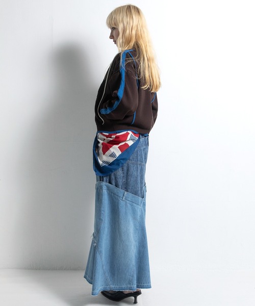 AULA AILA（アウラアイラ）の「デニムリメイクスカート（デニムスカート・レディース・ブルー/インディゴブルー/ブラック・1/0）」の6枚目の写真